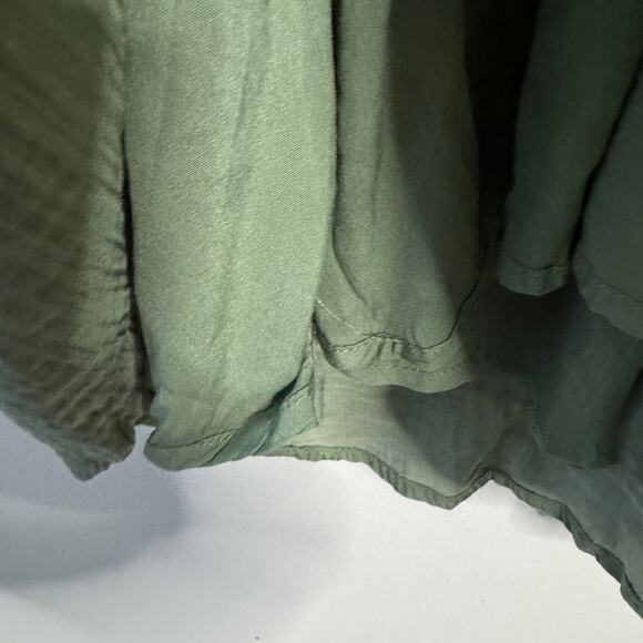 ASTR the Label Revolve Cassian Dress Womens‎ XS Green Midi Cut Out Off Shoulder - Picture 9 of 12